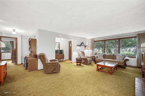 21 Erin Ln, Kankakee, IL 60901 photo 4