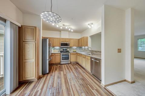1747 Sienna Ct, Wheeling, IL 60090 photo 5