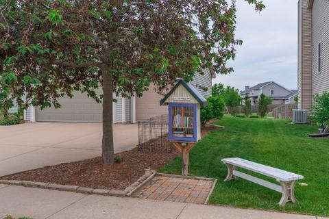 2880 Grey Hawk Dr, Normal, IL 61761 photo 39