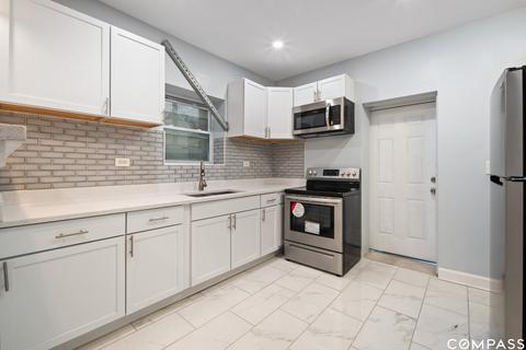 310 E 109th St, Chicago, IL 60628 photo 2