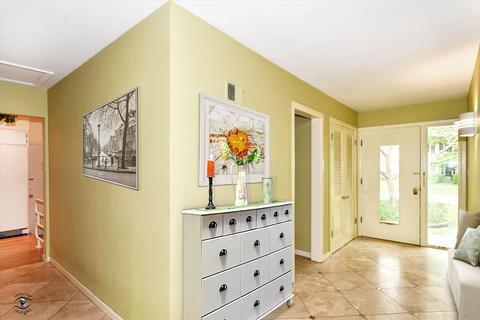 701 Arbor Ln, Glenview, IL 60025 photo 2