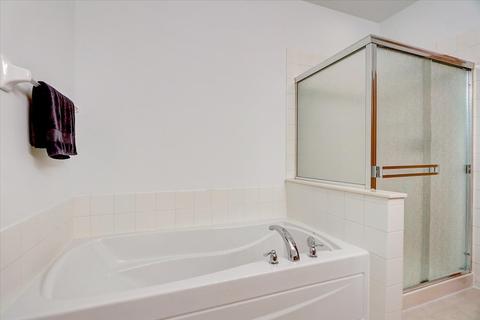 Undisclosed, Algonquin, IL 60102 photo 14