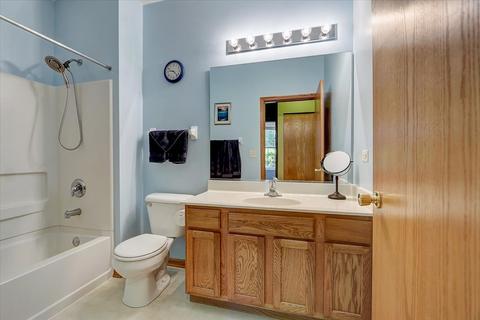 Undisclosed, Algonquin, IL 60102 photo 20