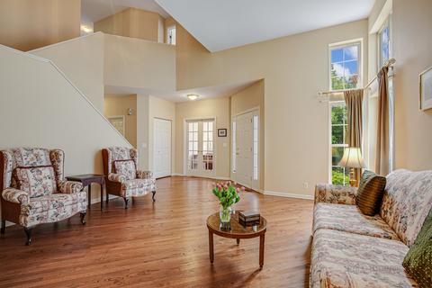 12880 W Sanctuary Ln, Lake Bluff, IL 60044 photo 4