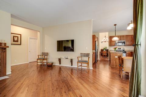 12880 W Sanctuary Ln, Lake Bluff, IL 60044 photo 8