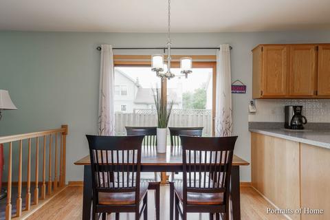 119 Forestview Ln, Aurora, IL 60502 photo 9