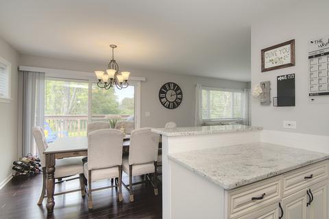 424 Harbor Ter, Bartlett, IL 60103 photo 9