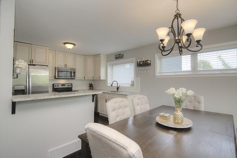 424 Harbor Ter, Bartlett, IL 60103 photo 8