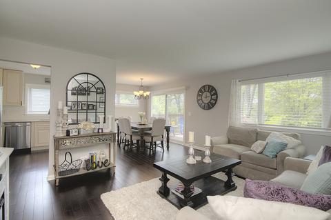 424 Harbor Ter, Bartlett, IL 60103 photo 3