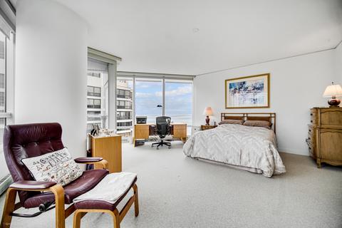340 E Randolph St #3401, Chicago, IL 60601 photo 17