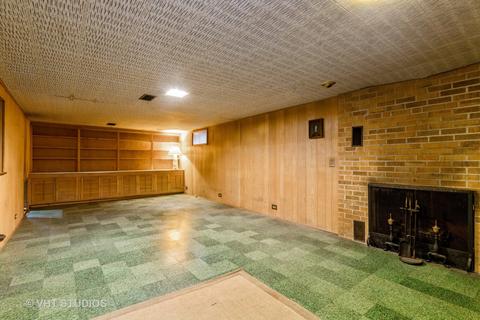 360 Cambridge Rd, Des Plaines, IL 60016 photo 7