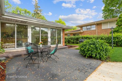 360 Cambridge Rd, Des Plaines, IL 60016 photo 10