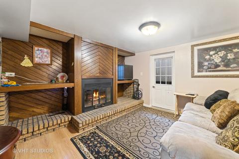 460 Hubbard Ave, Elgin, IL 60123 photo 7