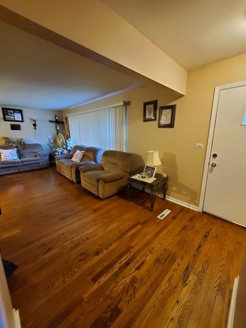 460 Hubbard Ave, Elgin, IL 60123 photo 29