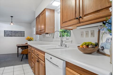 1307 Maplewood Dr, Normal, IL 61761 photo 11