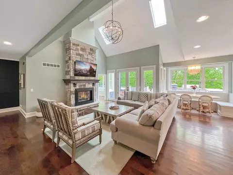 2974 W Forest Rd, Freeport, IL 61032 photo 12