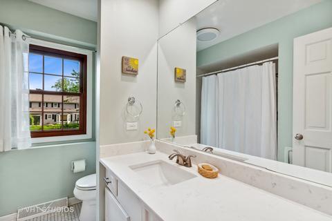 1768 Maple Ln, Wheaton, IL 60187 photo 17