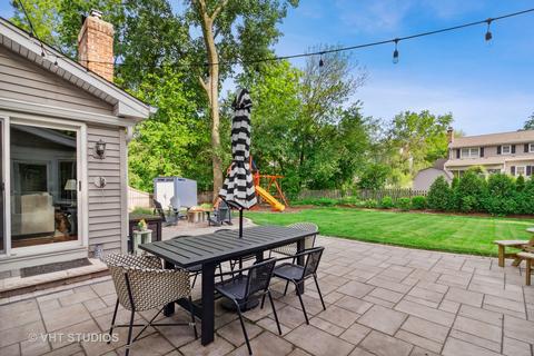 1768 Maple Ln, Wheaton, IL 60187 photo 21