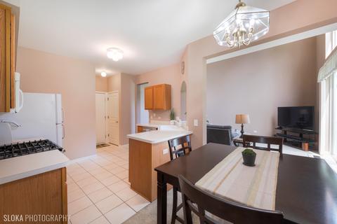 835 Mesa Dr, Elgin, IL 60123 photo 7