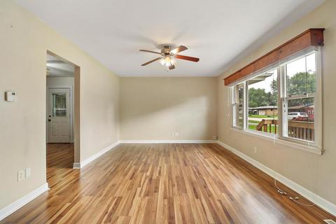 4713 William St, Mchenry, IL 60051 photo 4