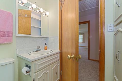 320 W Jeffery St, Cullom, IL 60929 photo 17