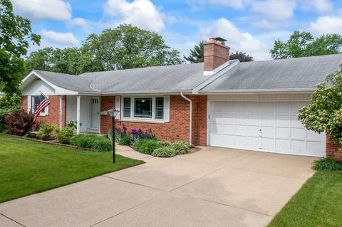 644 Seneca Dr, Aurora, IL 60506 photo 1