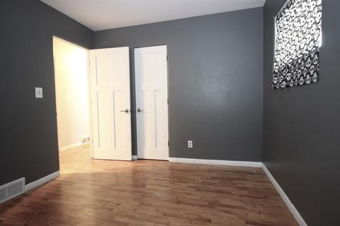 818 W College Ave, Normal, IL 61761 photo 11