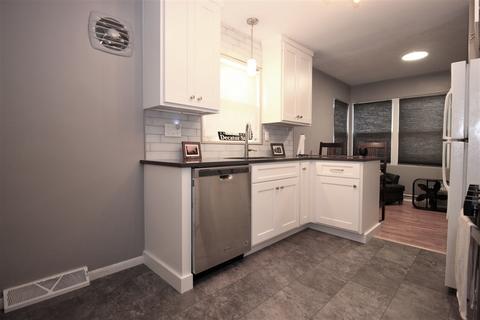 818 W College Ave, Normal, IL 61761 photo 7