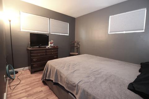 818 W College Ave, Normal, IL 61761 photo 13