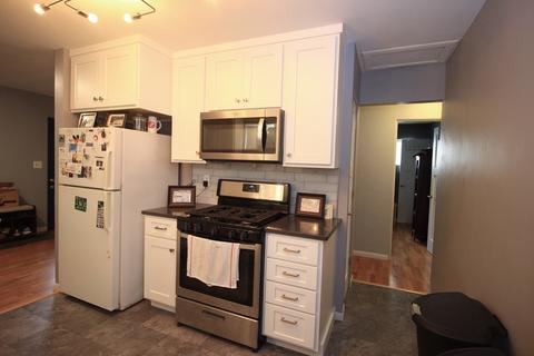 818 W College Ave, Normal, IL 61761 photo 6