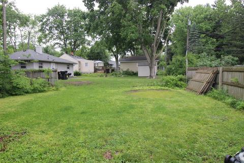 818 W College Ave, Normal, IL 61761 photo 17