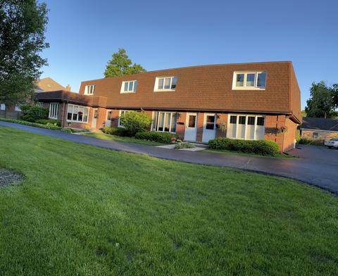 2423 Glenview Rd, Glenview, IL 60025 photo 2