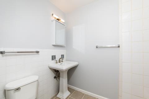 8808 Dee Rd, Des Plaines, IL 60016 photo 15