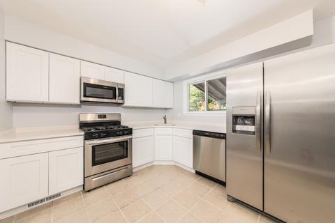8808 Dee Rd, Des Plaines, IL 60016 photo 7