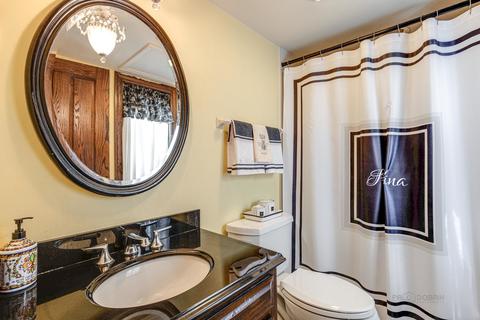 2352 Mohawk Ln, Glenview, IL 60026 photo 22