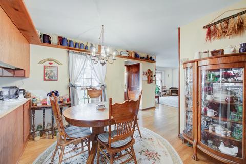 160 Hamilton Ln, Wheaton, IL 60189 photo 14