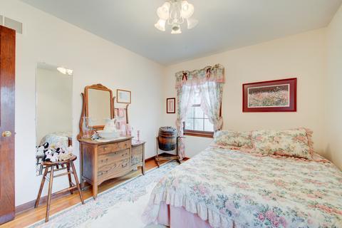 160 Hamilton Ln, Wheaton, IL 60189 photo 24