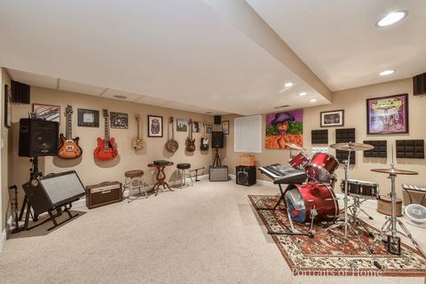 1952 Dorset Dr, Wheaton, IL 60189 photo 22