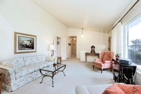 514 Warren Rd, Glenview, IL 60025 photo 4