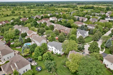 1433 Whitefence Rd, Bartlett, IL 60103 photo 7