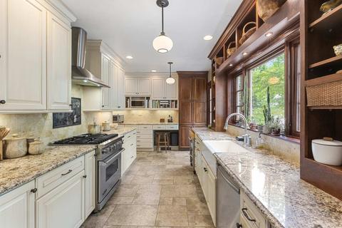 661 Bluff St, Glencoe, IL 60022 photo 10