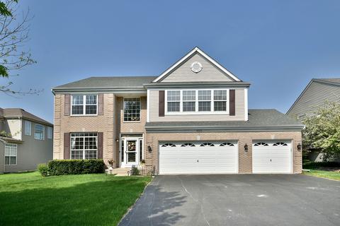 655 Wingpointe Dr, Aurora, IL 60506 photo 1