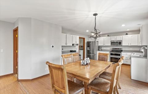 608 Spring Dr, Marengo, IL 60152 photo 8
