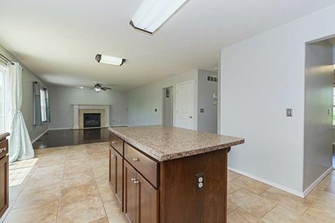 2901 Casey Ln, Bloomington, IL 61704 photo 25