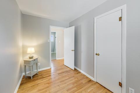 1987 Howard Ave, Des Plaines, IL 60018 photo 11