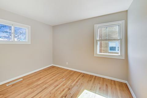 1987 Howard Ave, Des Plaines, IL 60018 photo 9