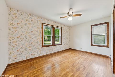 319 E Ardmore Ave, Roselle, IL 60172 photo 7