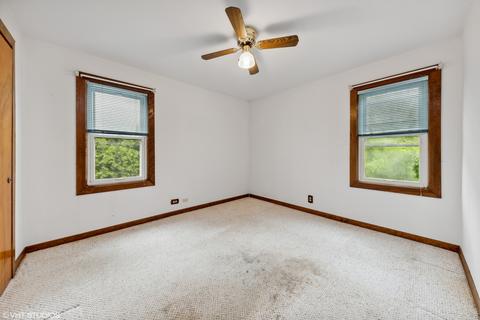 319 E Ardmore Ave, Roselle, IL 60172 photo 8