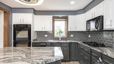 7817 Columbia Dr, Bridgeview, IL 60455 photo 9