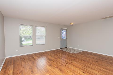 14439 Independence Dr, Plainfield, IL 60544 photo 3